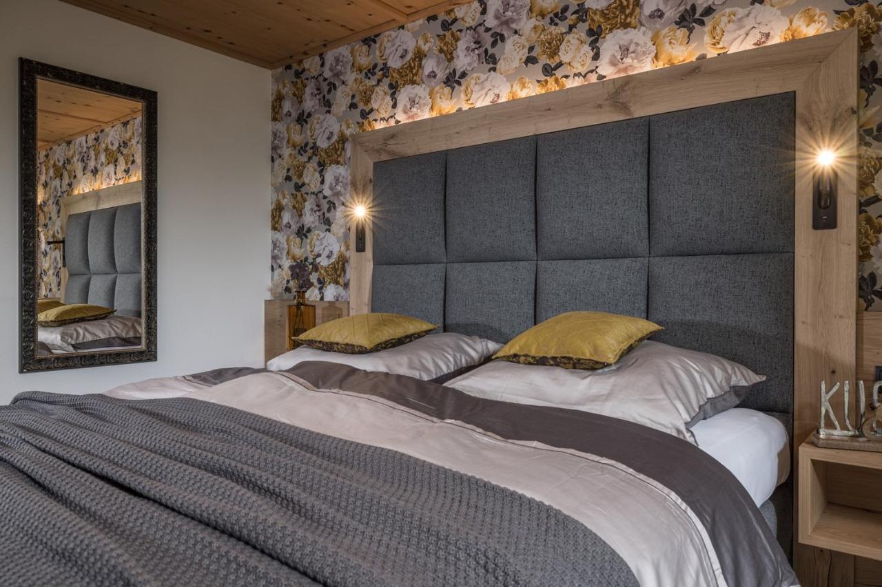 Hotel Burgschrofn Tux Eksteriør bilde
